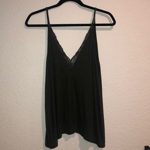 American Eagle green tank top with lace